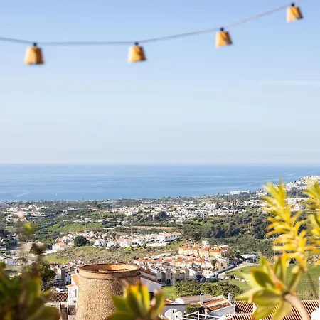 With Sea Views, Terrace & Pool, Nerja