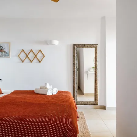 With Sea Views, Terrace & Pool, Apartment *