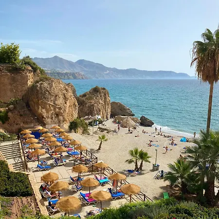Apartment With Sea Views, Terrace & Pool,