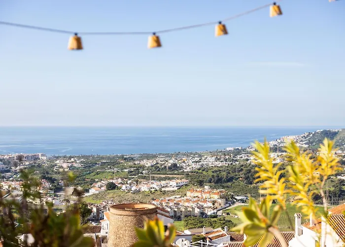 With Sea Views, Terrace & Pool, Nerja