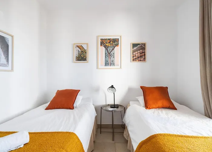 With Sea Views, Terrace & Pool, Nerja