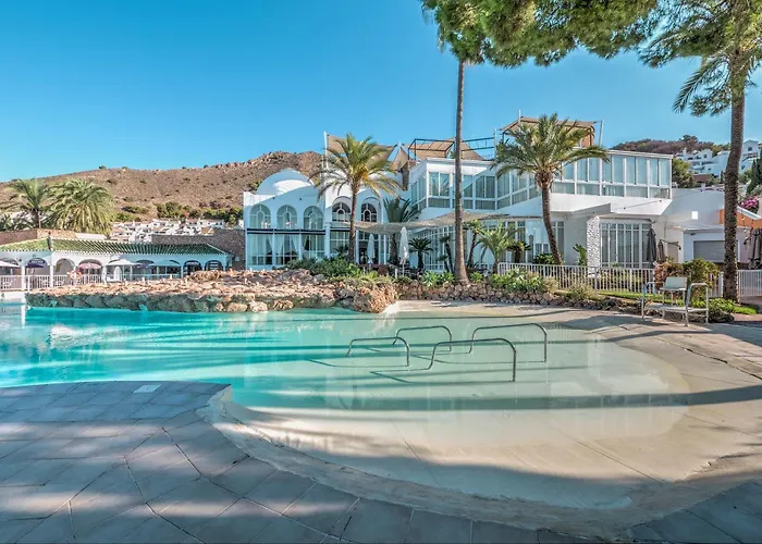 With Sea Views, Terrace & Pool, Apartment Nerja