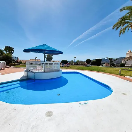 With Sea Views, Terrace & Pool, * נרחה